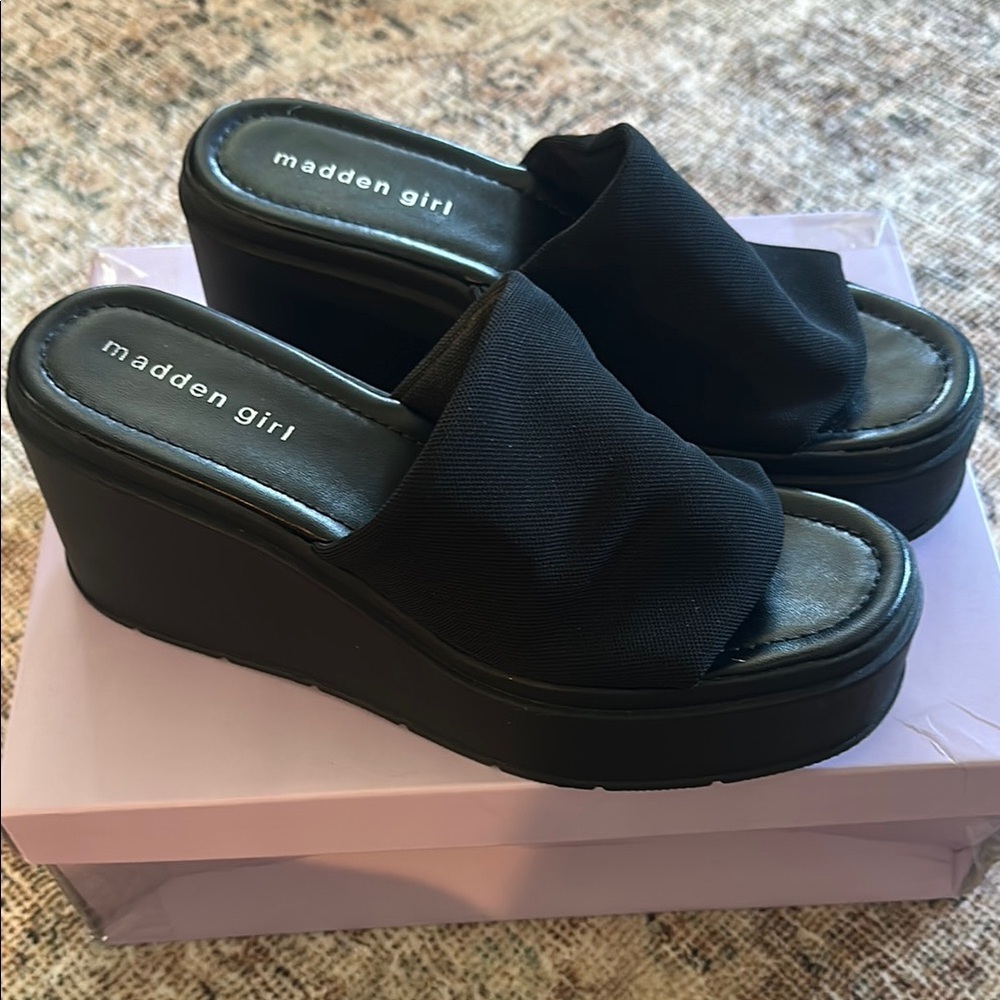 Madden Girl Black Platform Slide Sandals